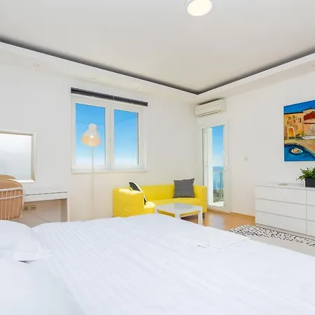 Luxury Vista With Pool And Sea View * Опатія