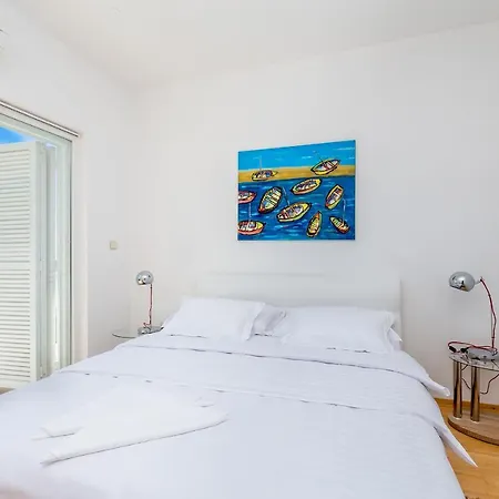 Luxury Vista With Pool And Sea View * אופטיה