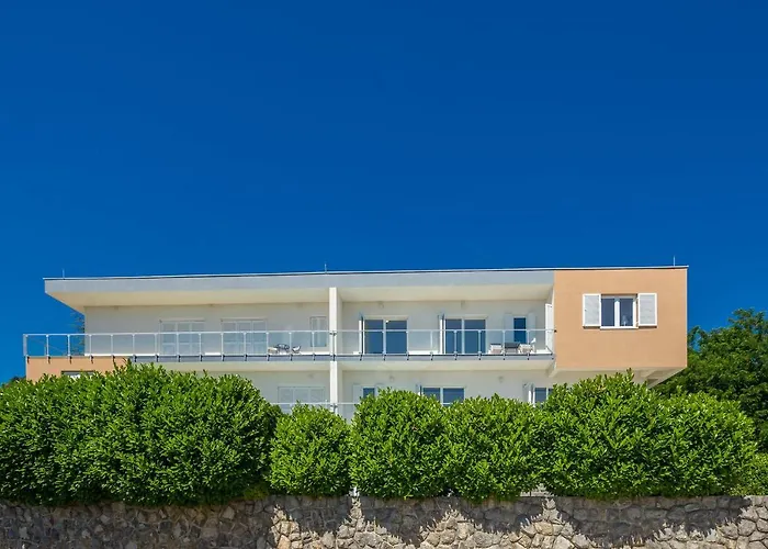 Luxury Vista With Pool And Sea View Opatija