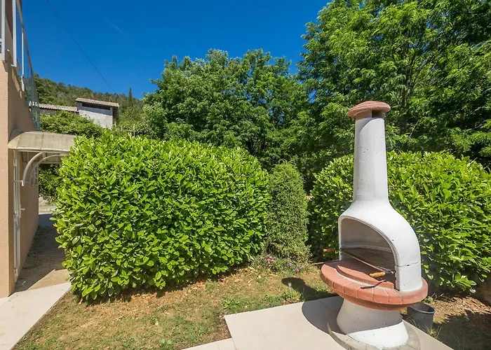 Luxury Vista With Pool And Sea View Вілла