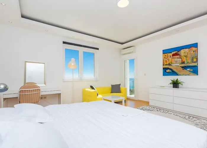 Luxury Vista With Pool And Sea View * أوباتيا